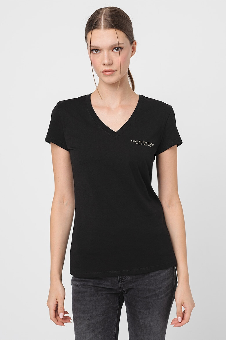 ARMANI EXCHANGE Слим тениска с шпиц - Pepit.bg