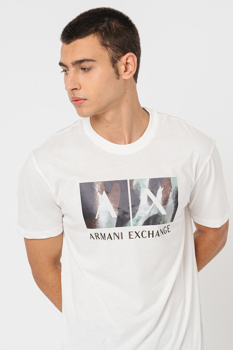 ARMANI EXCHANGE Тениска от памук с лого - Pepit.bg