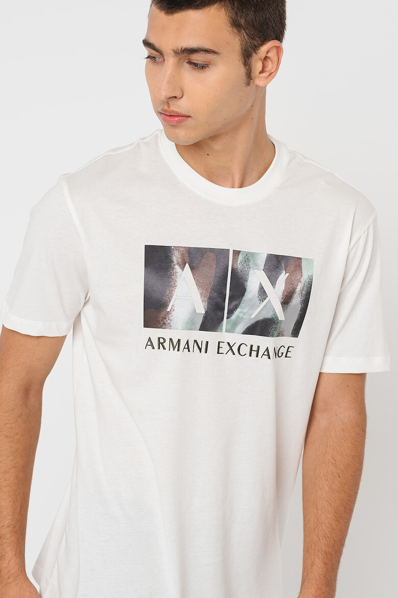 ARMANI EXCHANGE Тениска от памук с лого - Pepit.bg