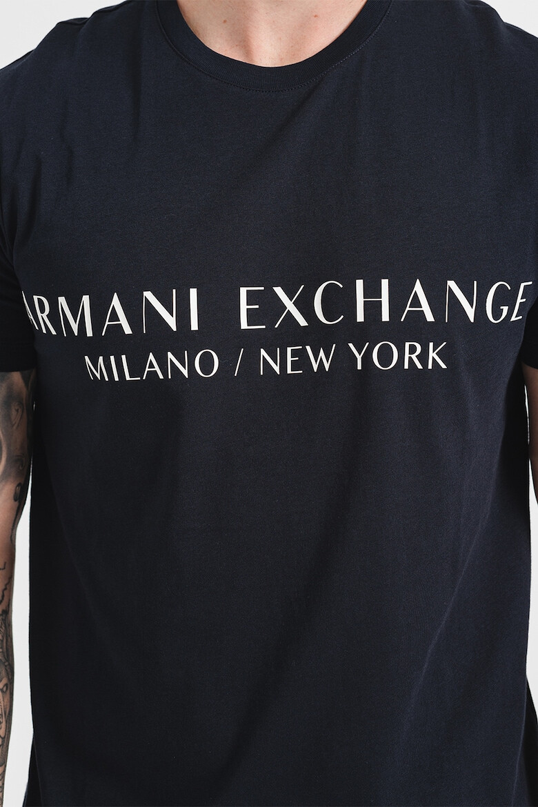 ARMANI EXCHANGE Тениска по тялото с лого - Pepit.bg