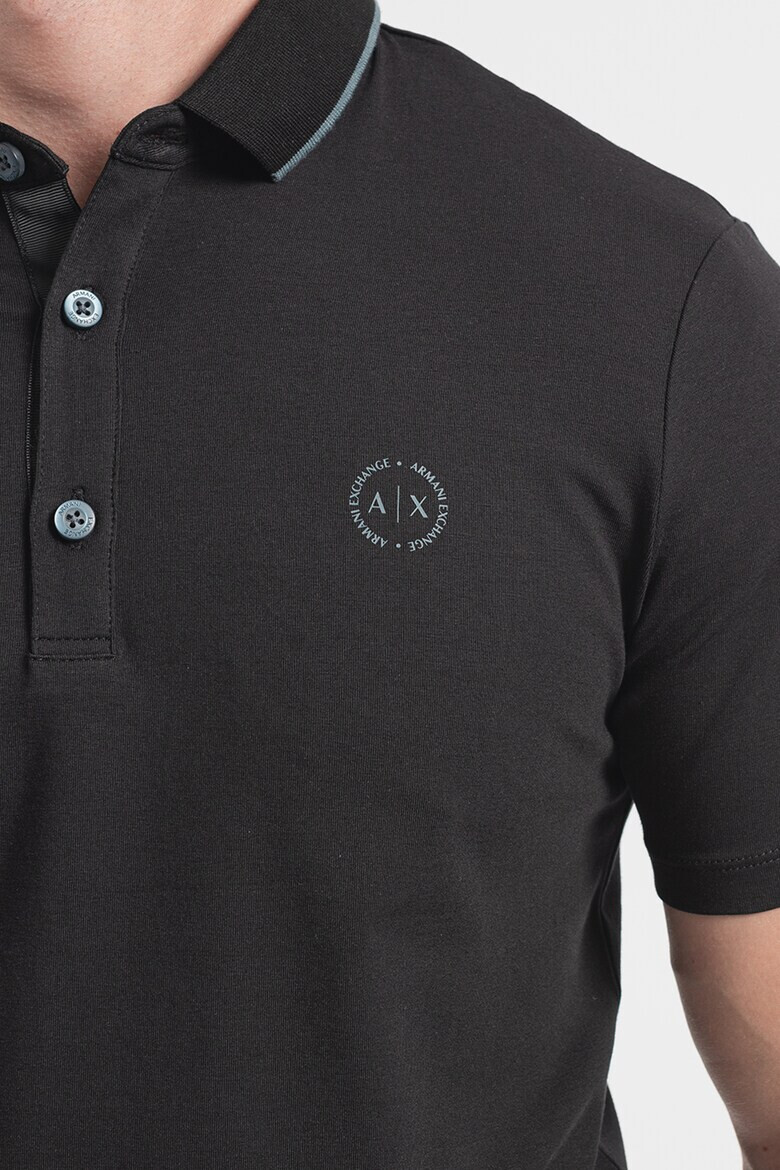 ARMANI EXCHANGE Слим тениска с яка и лого - Pepit.bg