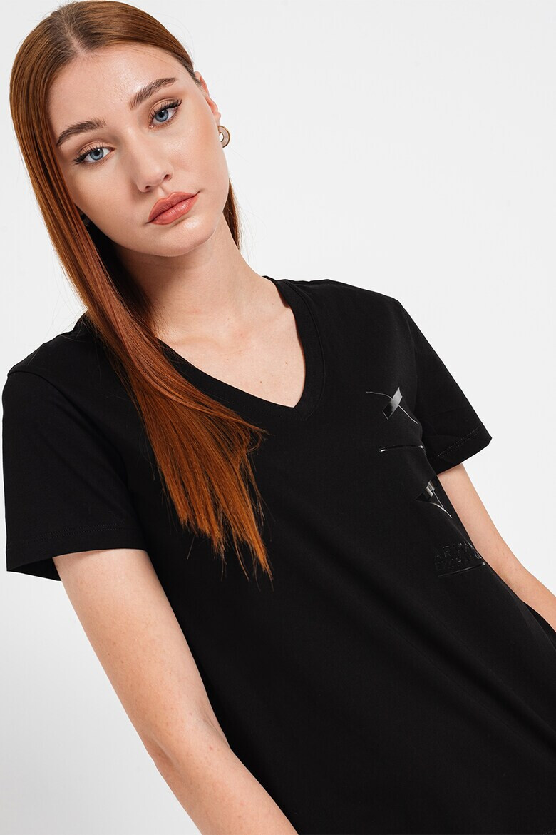 ARMANI EXCHANGE Тениска с шпиц и лога - Pepit.bg