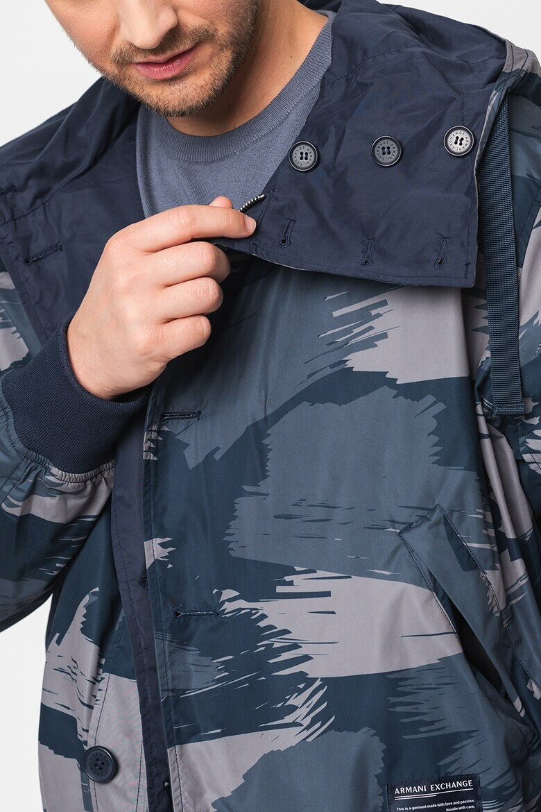 ARMANI EXCHANGE Яке с качулка и принт - Pepit.bg