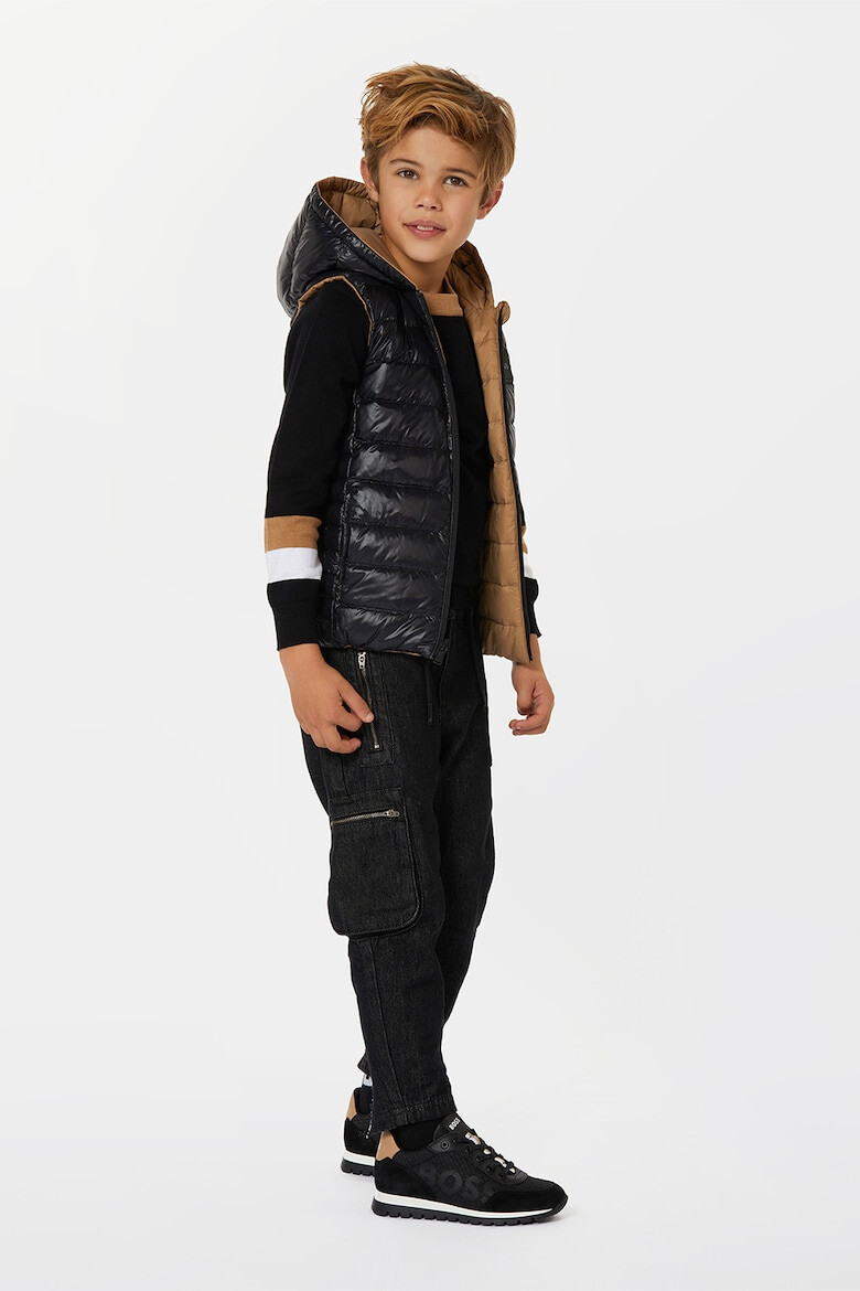 BOSS Kidswear Двулицев елек с пухена вата - Pepit.bg