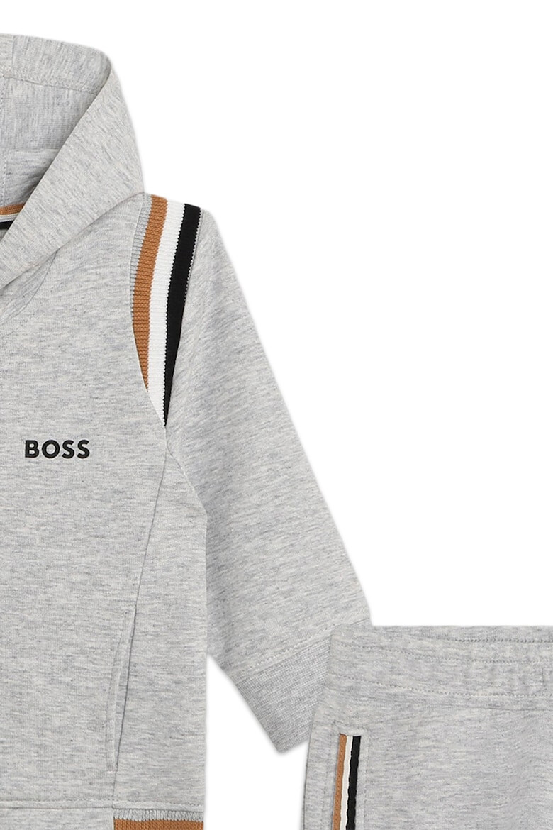 BOSS Kidswear Спортен екип с лого и контрасти - Pepit.bg