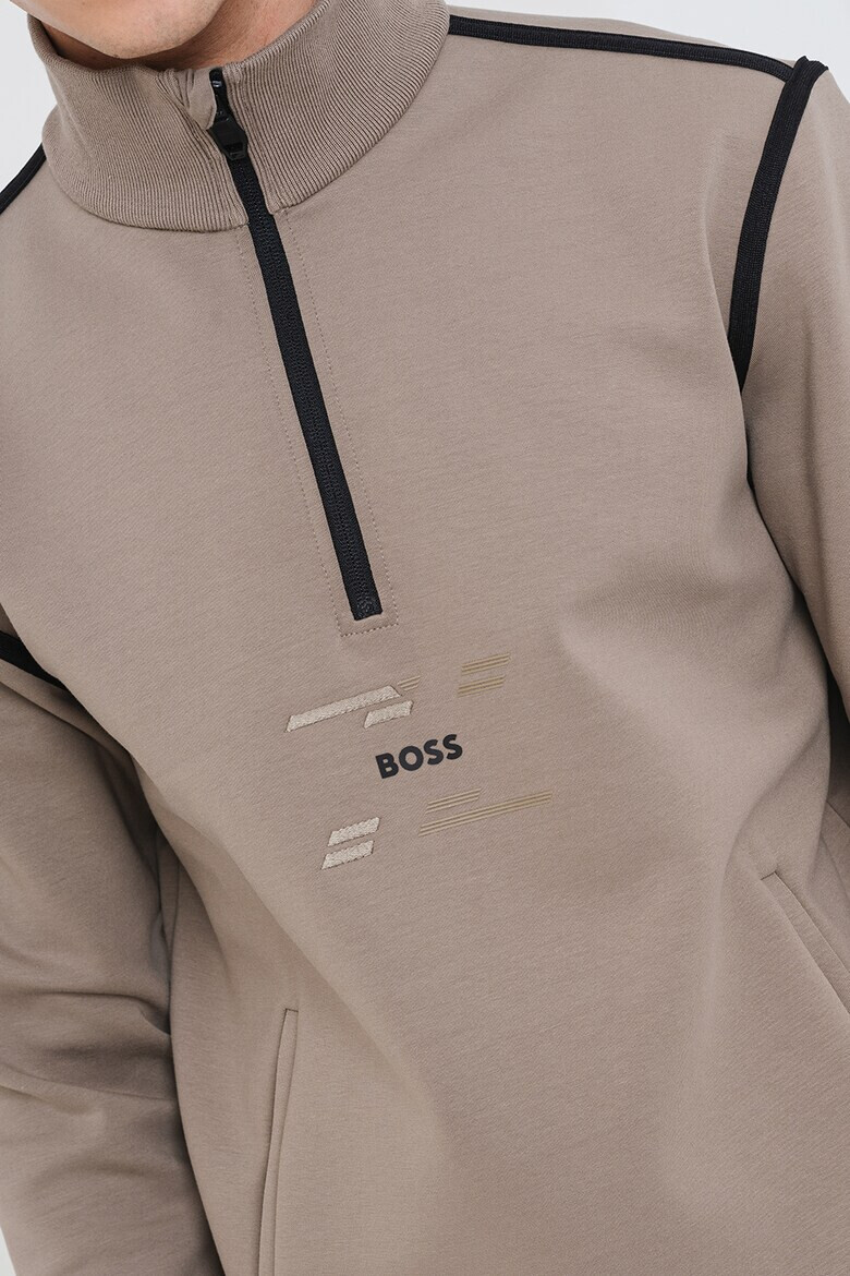 BOSS Суитшърт с къс цип и лого - Pepit.bg
