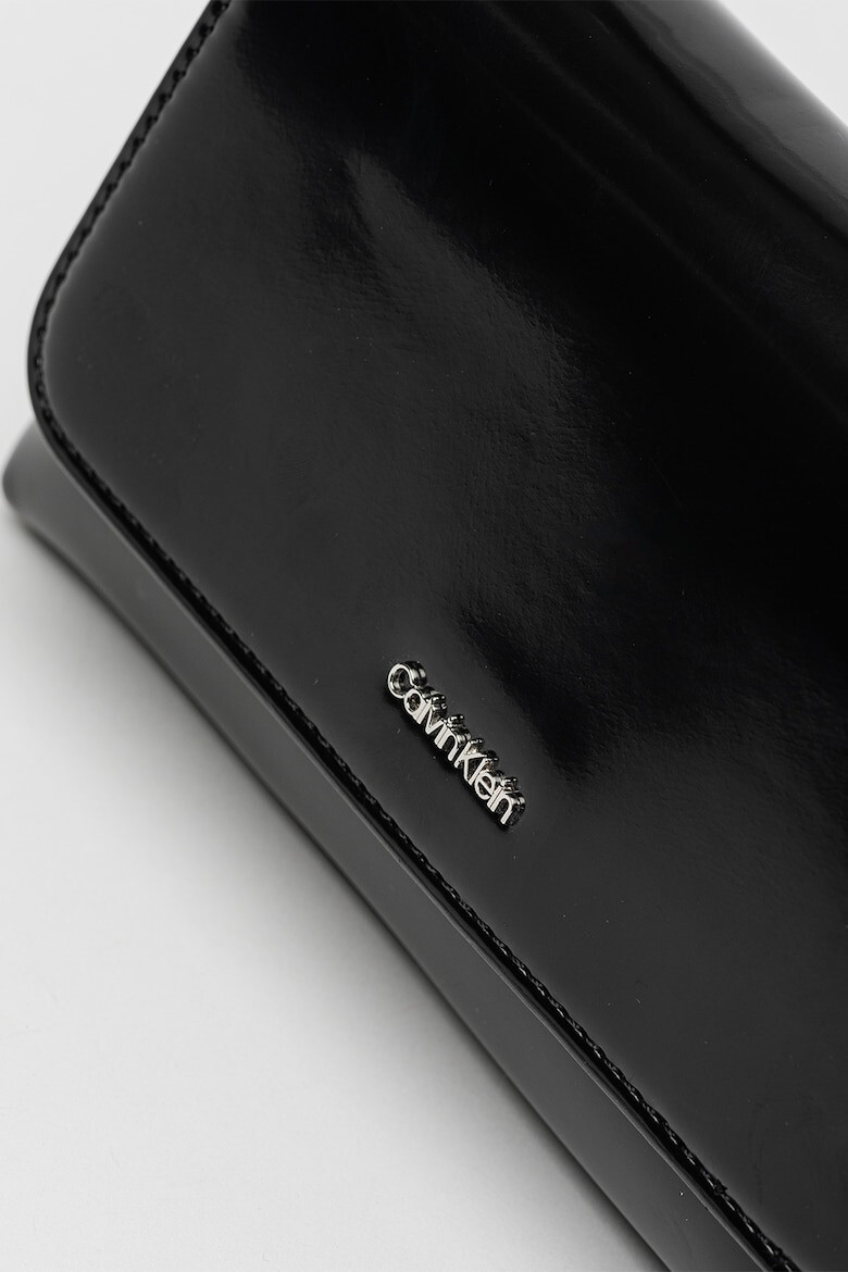 CALVIN KLEIN Чанта за рамо с капаче - Pepit.bg