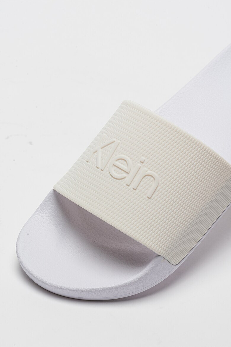 CALVIN KLEIN Чехли с релефно лого - Pepit.bg