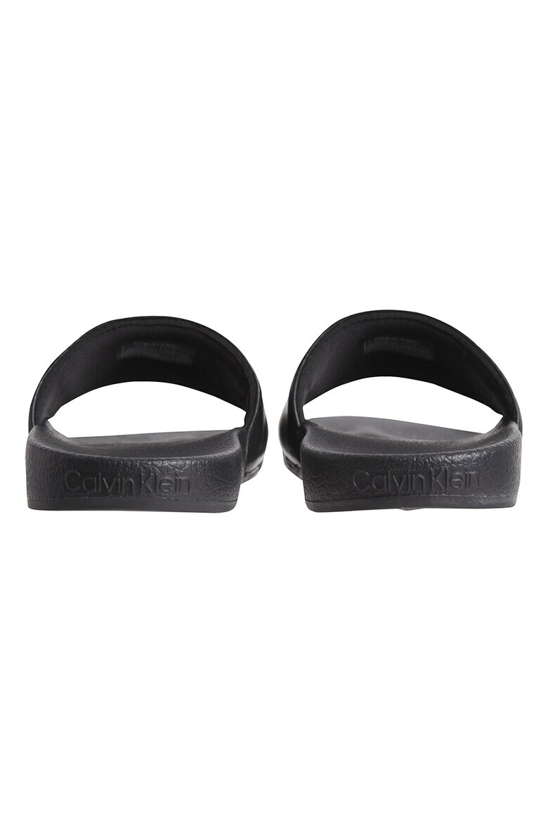 CALVIN KLEIN Чехли с релефно лого - Pepit.bg