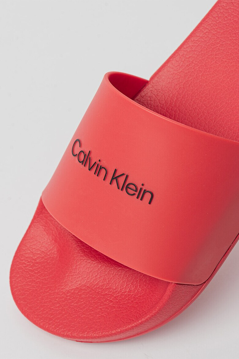 CALVIN KLEIN Чехли с релефно лого - Pepit.bg
