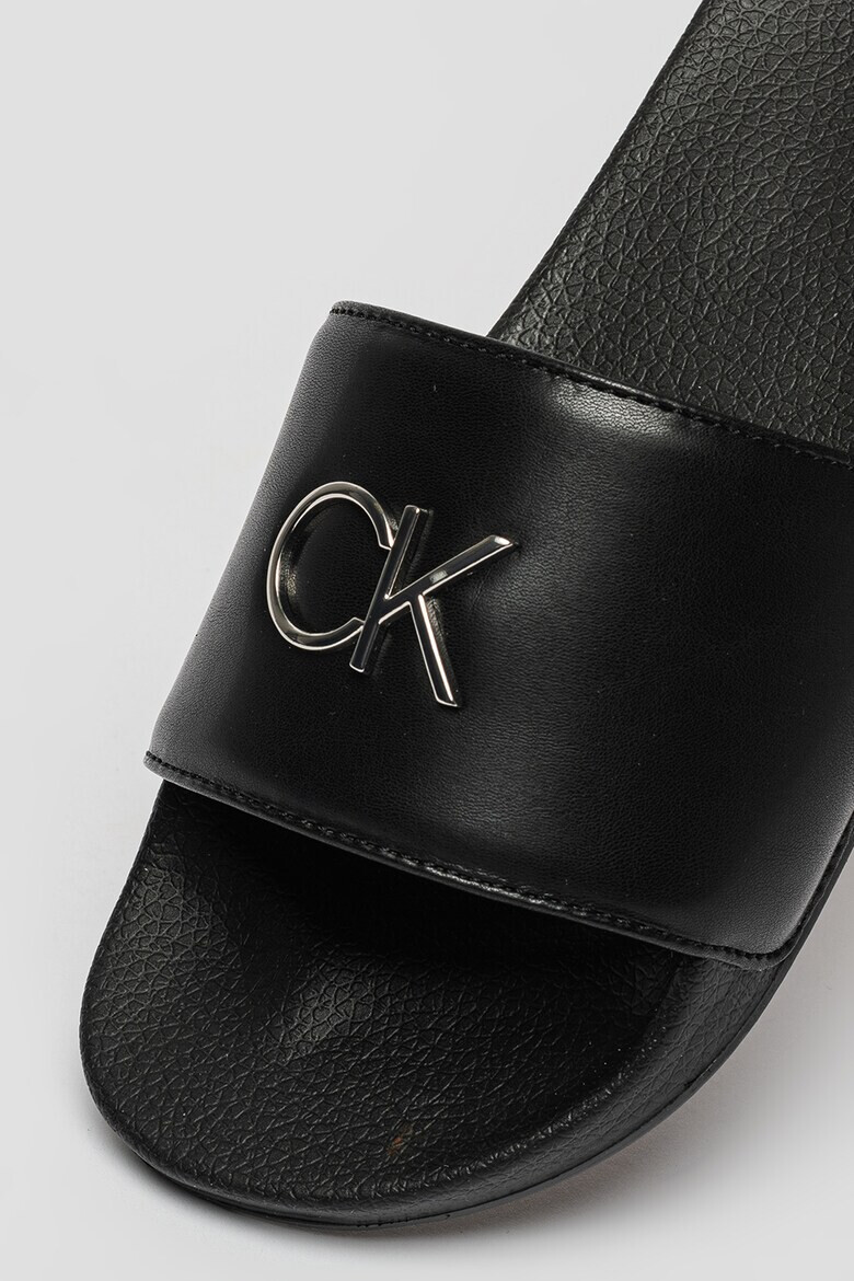 CALVIN KLEIN Чехли с релефно лого - Pepit.bg