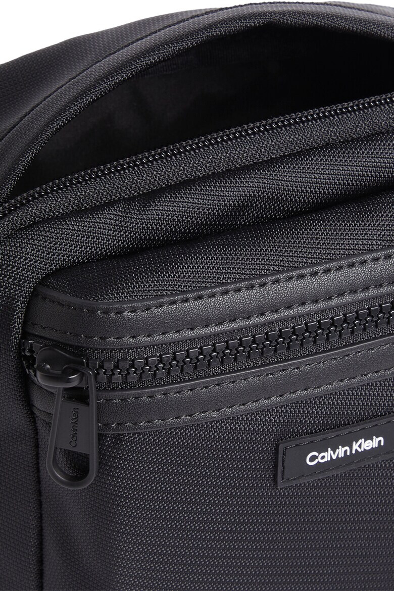CALVIN KLEIN Едноцветна чанта - Pepit.bg