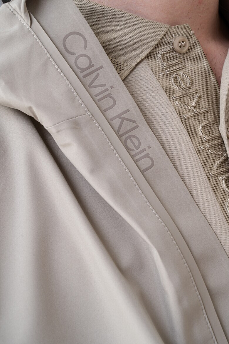 CALVIN KLEIN Яке с качулка и лого - Pepit.bg