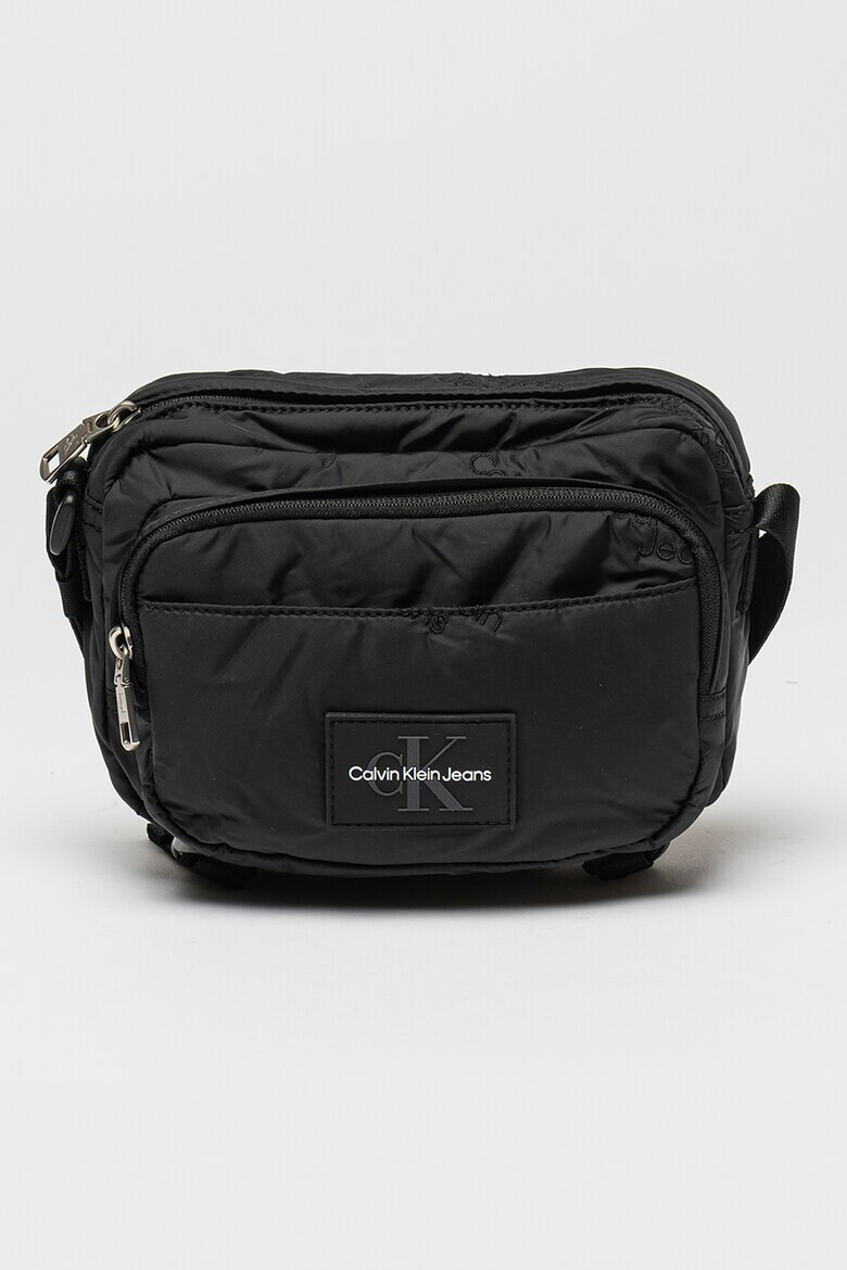 CALVIN KLEIN JEANS Чанта Essentials с бродирано лого - Pepit.bg
