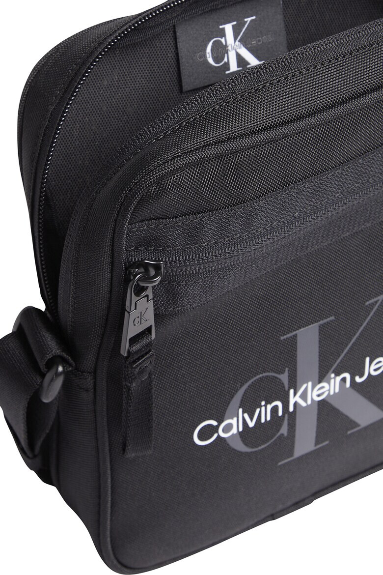 CALVIN KLEIN JEANS Чанта Essentials с лого - Pepit.bg