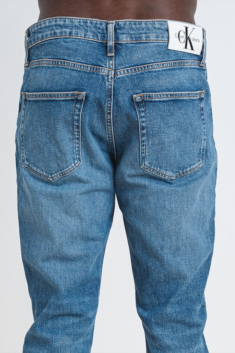 CALVIN KLEIN JEANS Дънки Authentic Dad със свободна кройка - Pepit.bg