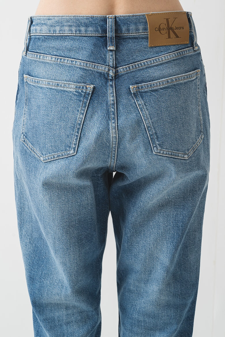 CALVIN KLEIN JEANS Дънки Mom - Pepit.bg