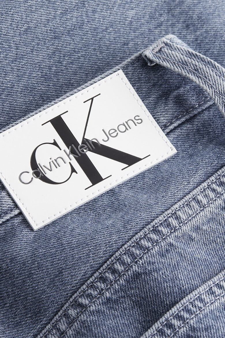 CALVIN KLEIN JEANS Дънки стил Mom Fit с висока талия - Pepit.bg