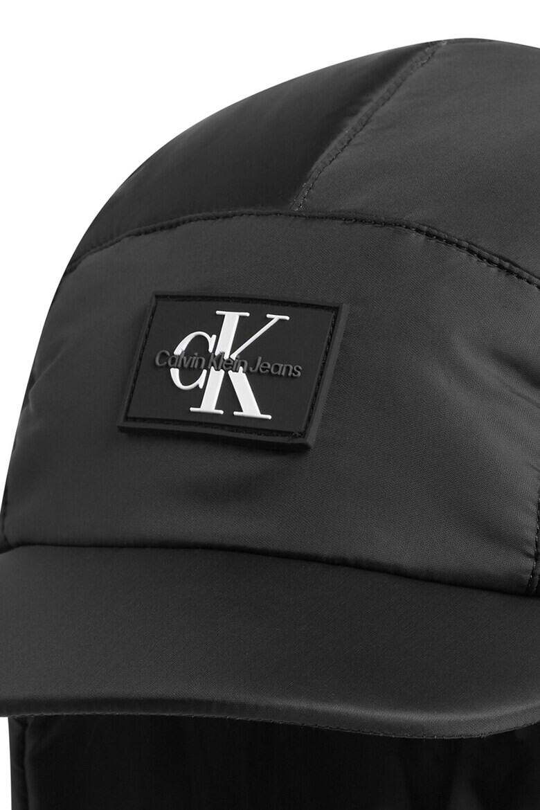 CALVIN KLEIN JEANS Подплатена шапка - Черен - Pepit.bg