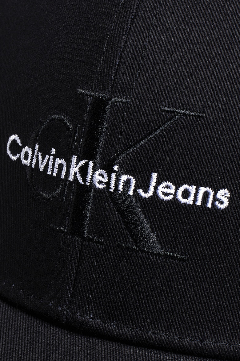 CALVIN KLEIN JEANS Шапка от органичен памук с лого - Pepit.bg