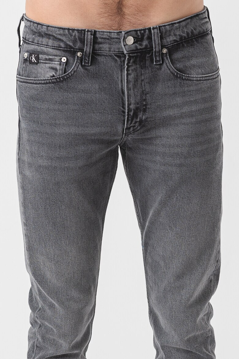 CALVIN KLEIN JEANS Слим дънки - Pepit.bg