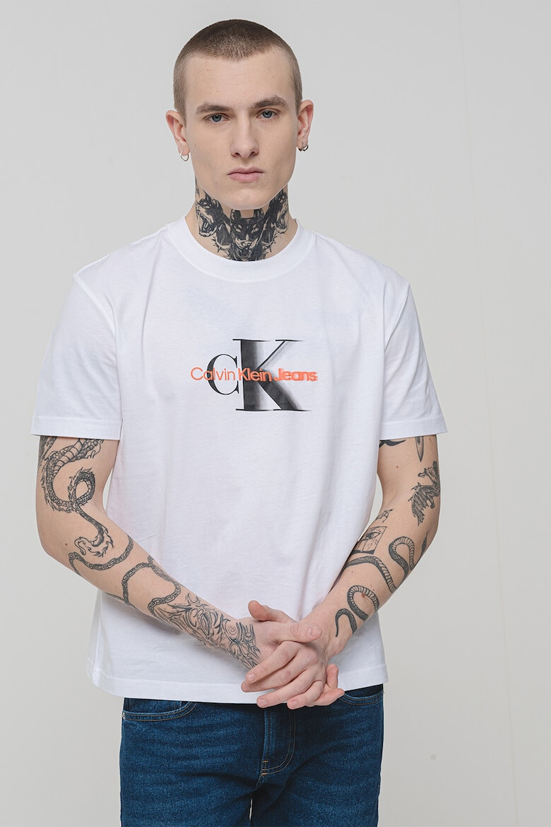 CALVIN KLEIN JEANS Тениска с лого - Pepit.bg
