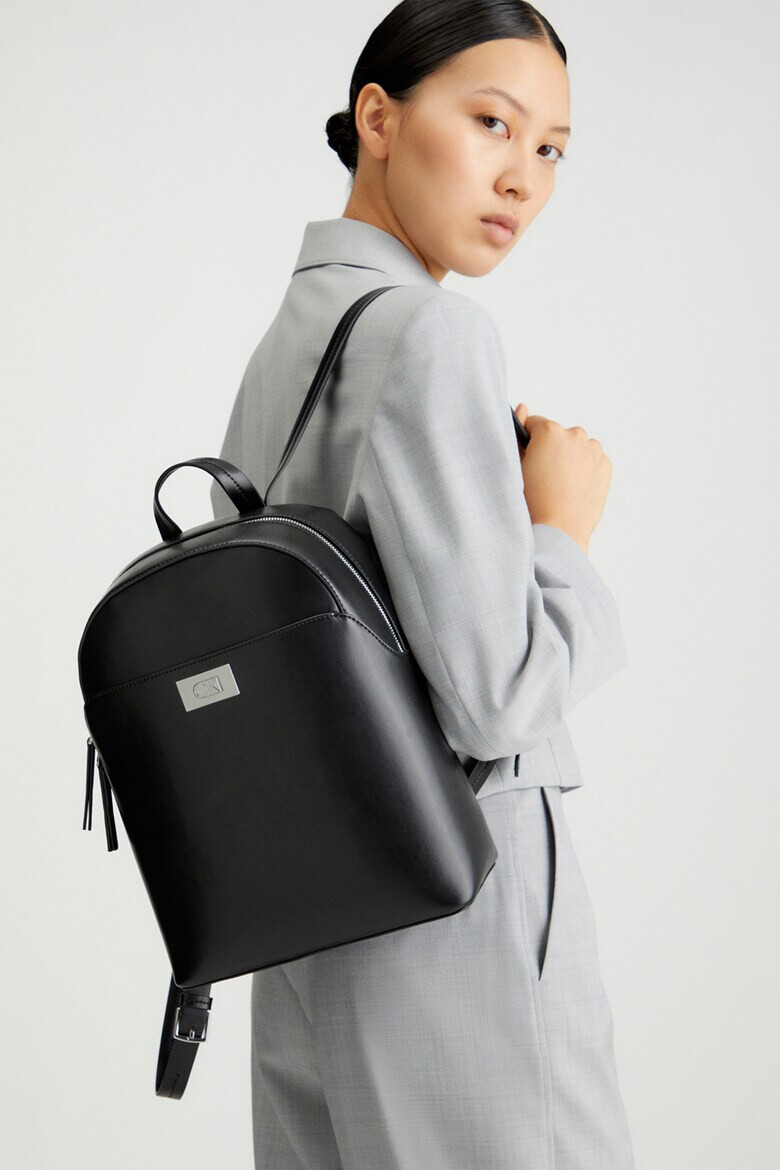 CALVIN KLEIN Кожена раница CK Push Domed - Pepit.bg