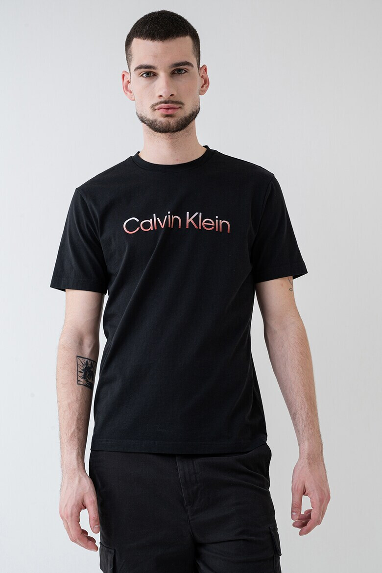 CALVIN KLEIN Памучна тениска - Черен - Pepit.bg