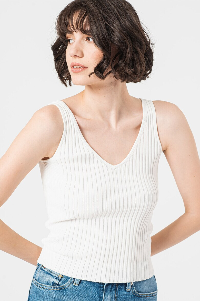 CALVIN KLEIN Рипсен топ с шпиц - Pepit.bg