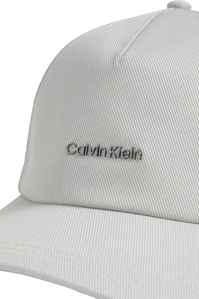 CALVIN KLEIN Шапка с връзки - Pepit.bg