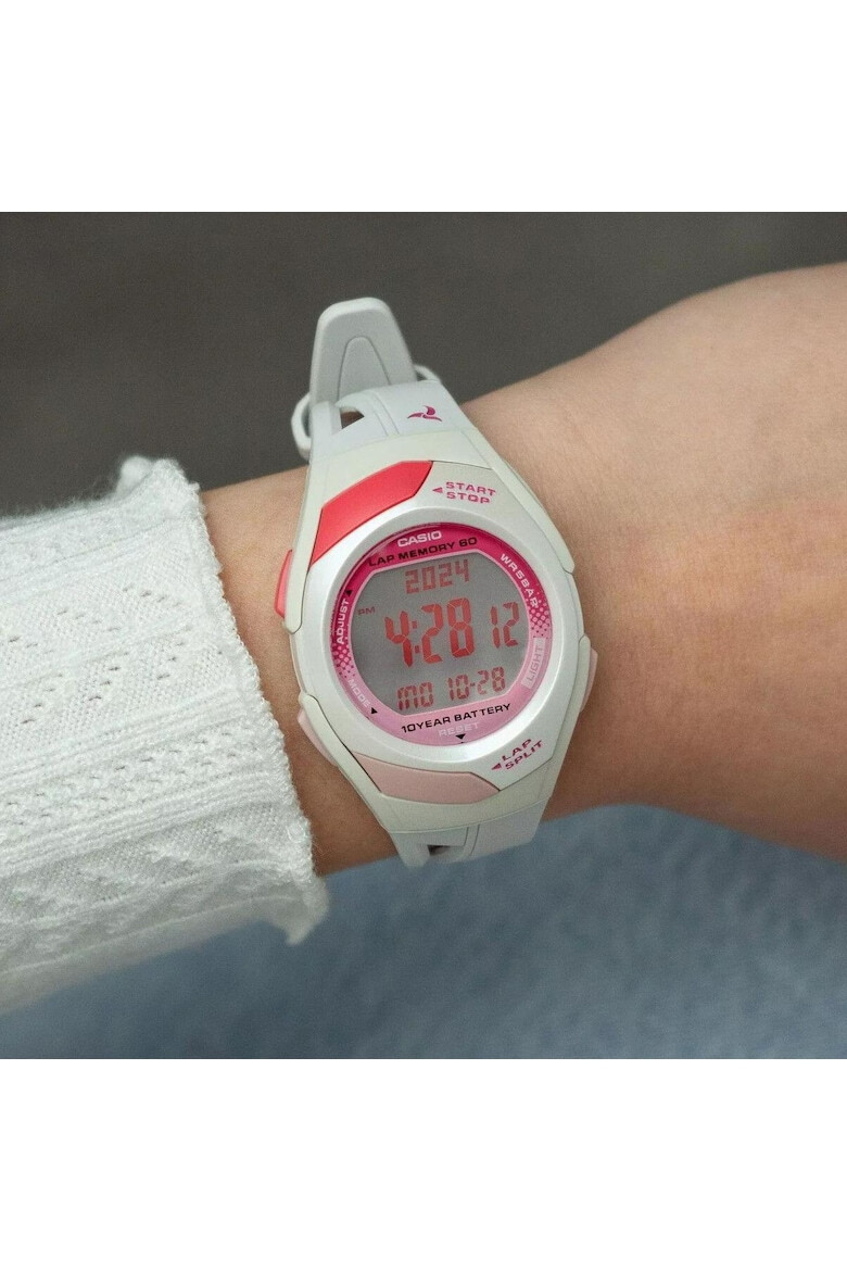 Casio ﻿Часовник Sports STR-300-7EG - Дигитален - Pepit.bg