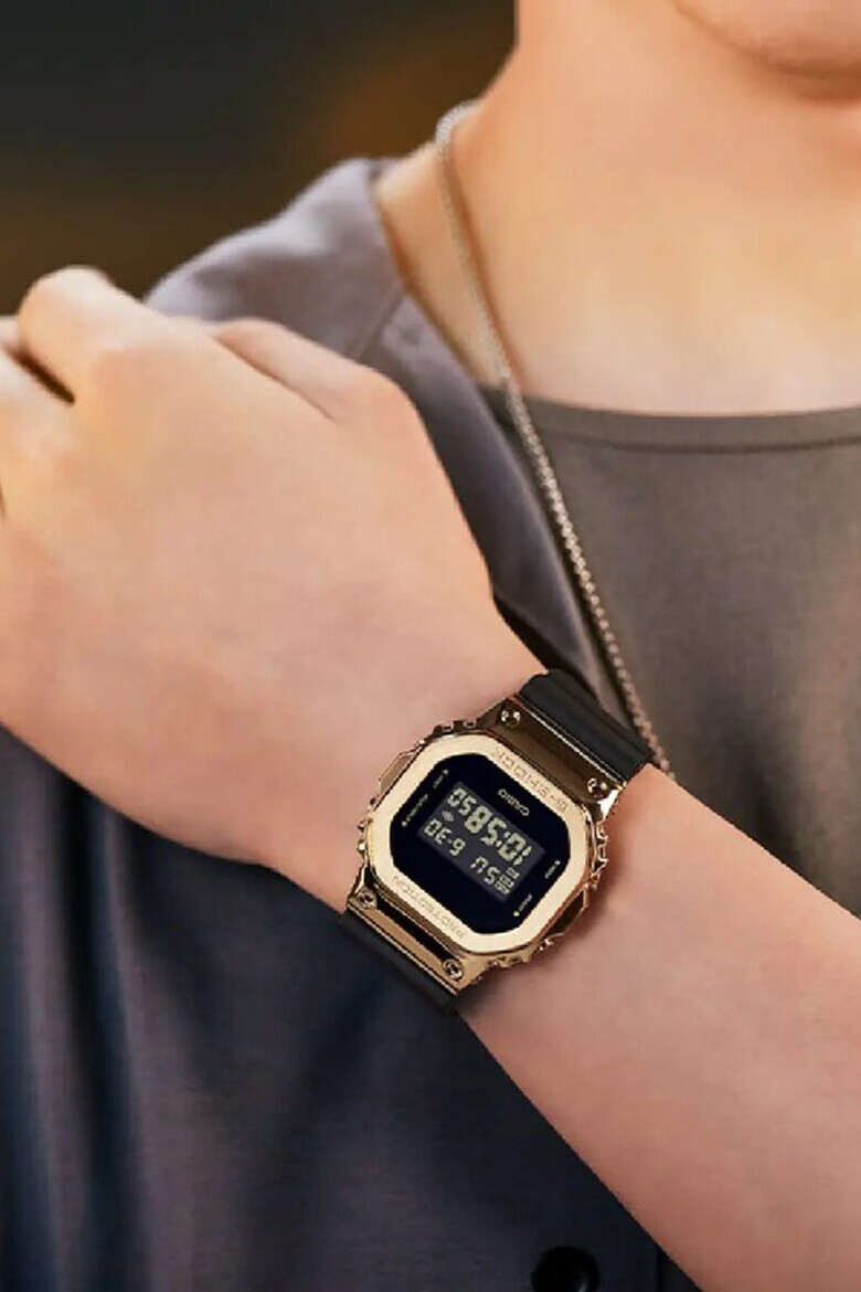 Casio Цифров часовник G-Shock - Pepit.bg
