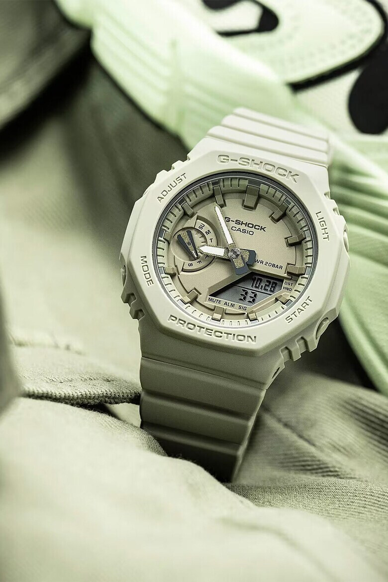 Casio Унисекс часовник G-Shock от смола - Pepit.bg