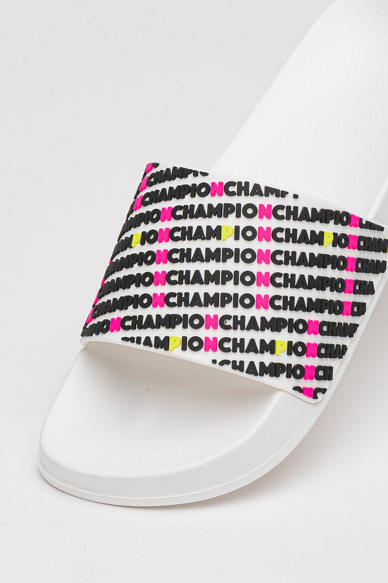 Champion Чехли Jeju с лого - Pepit.bg
