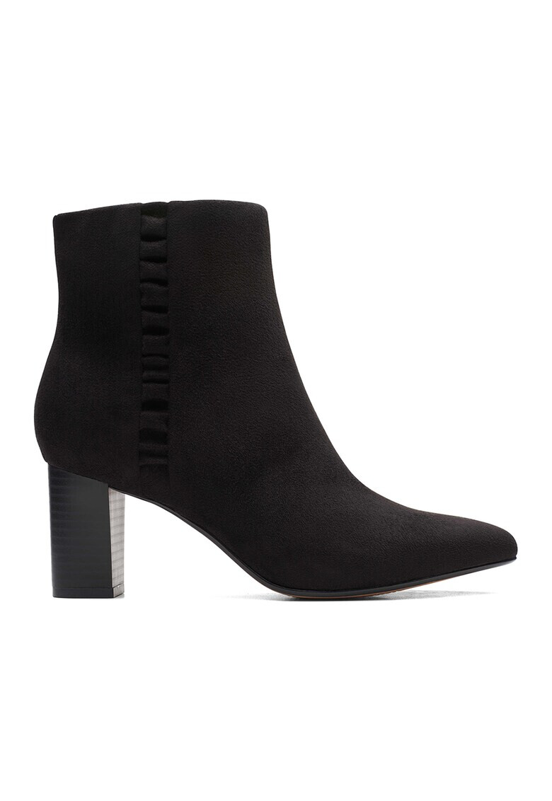 Clarks Боти Aubrie от еко велур - Pepit.bg