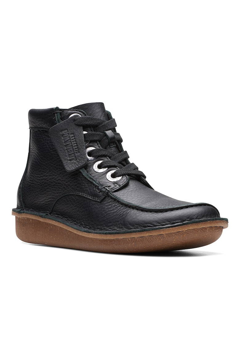 Clarks Боти Funny Cedar от набук - Pepit.bg