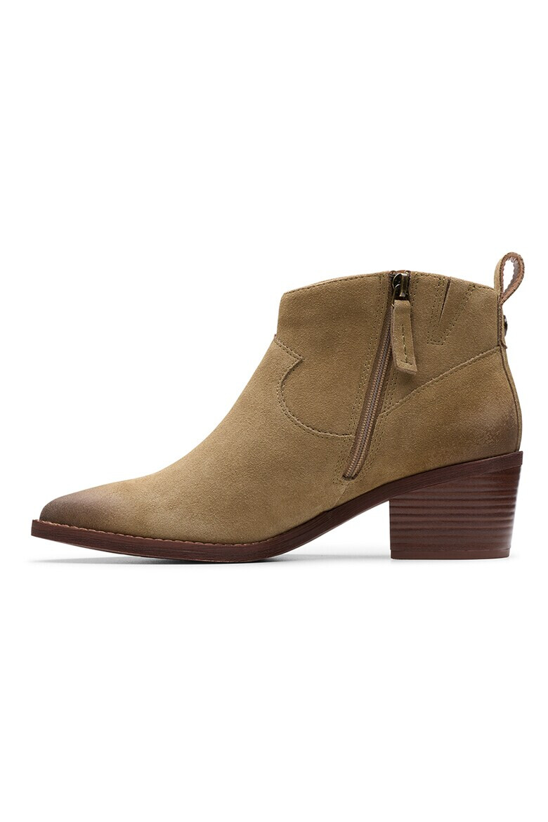 Clarks Боти Morzine тип Cowboy - Pepit.bg
