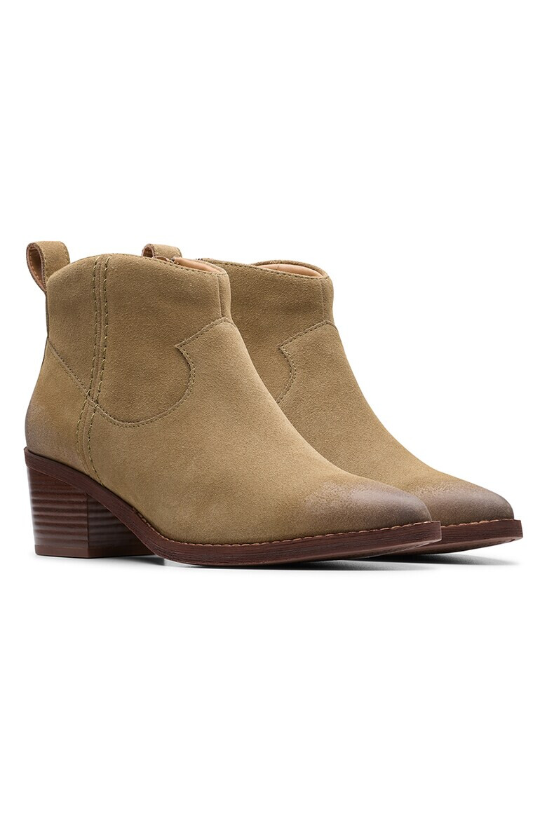 Clarks Боти Morzine тип Cowboy - Pepit.bg