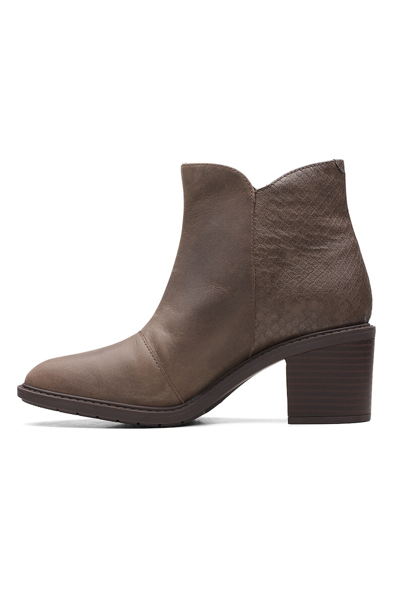 Clarks Кожена боти Scene с масивен ток - Pepit.bg