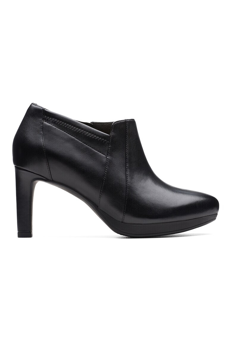 Clarks Кожени боти Ambyr - Pepit.bg