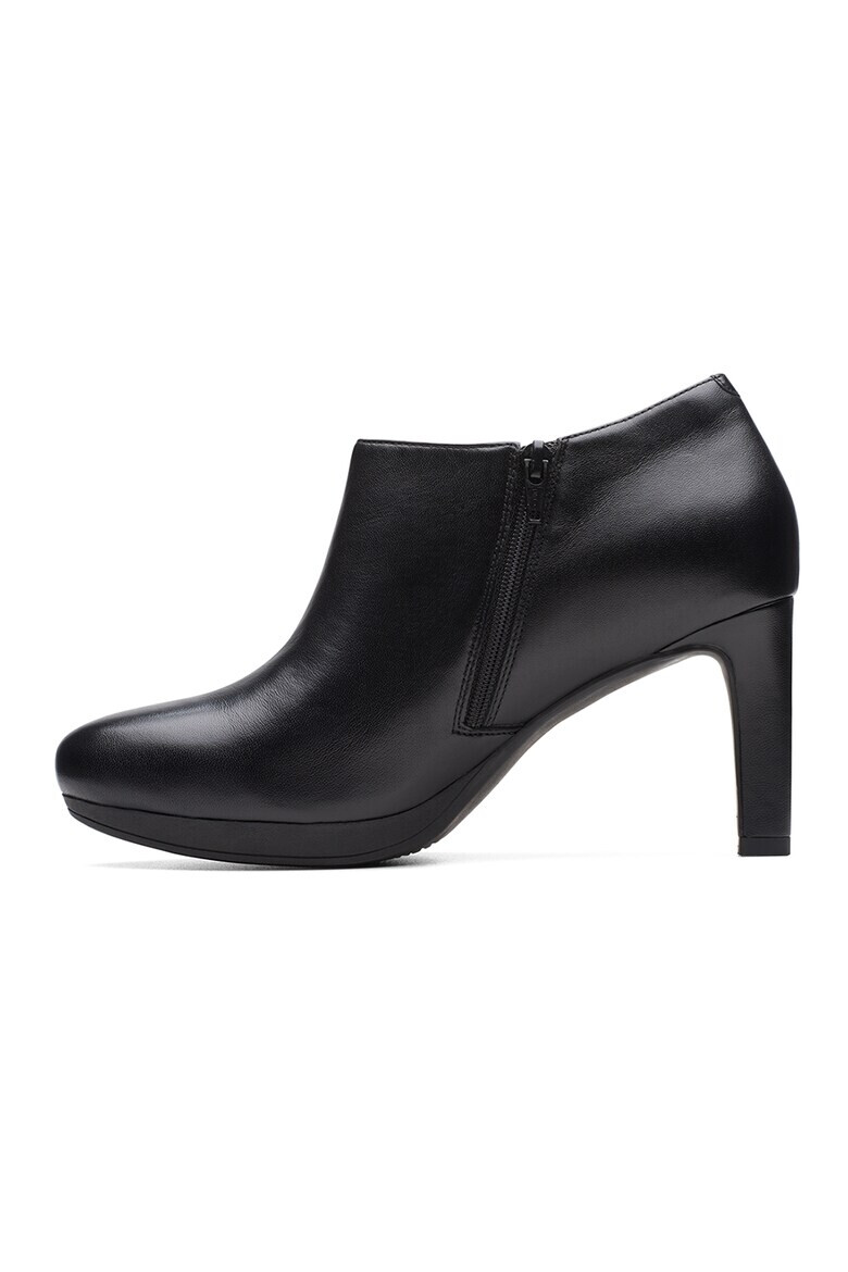 Clarks Кожени боти Ambyr - Pepit.bg
