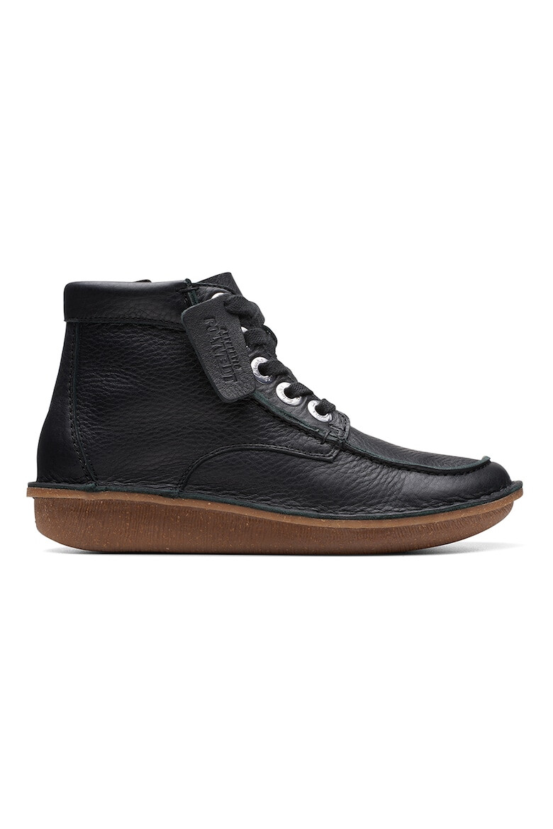 Clarks Боти Funny Cedar от набук - Pepit.bg