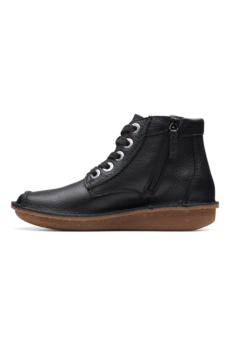 Clarks Боти Funny Cedar от набук - Pepit.bg