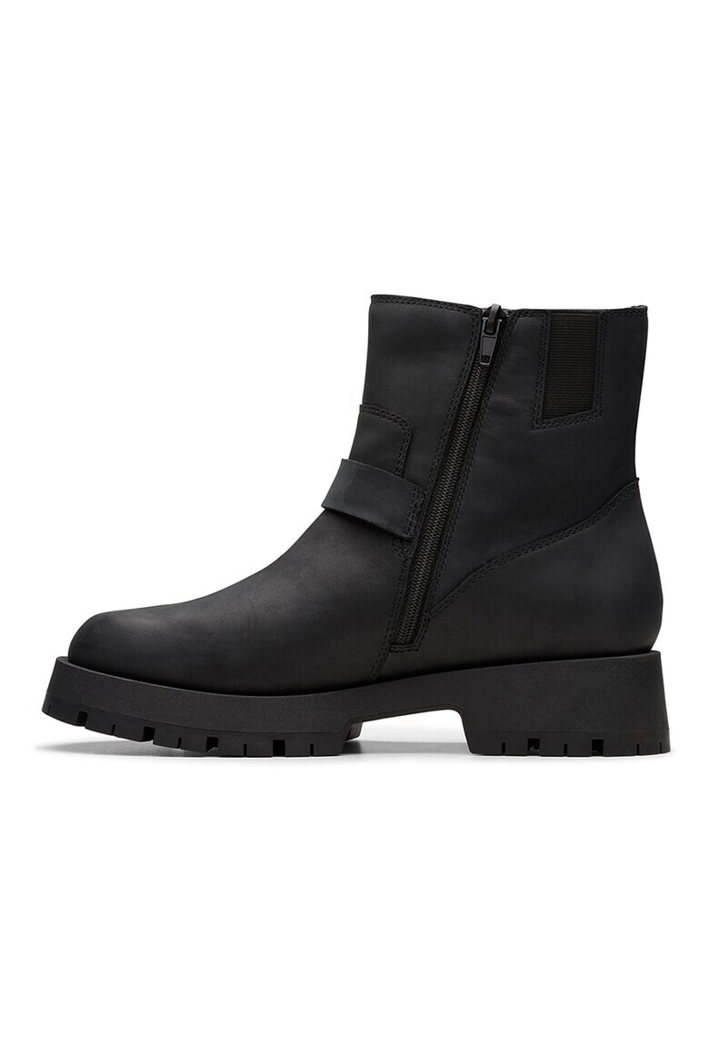 Clarks Кожени боти Ledwick Haley - Pepit.bg