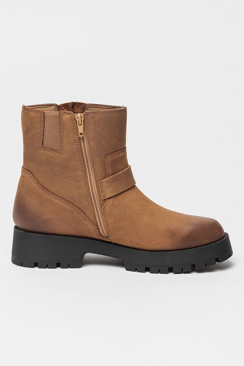 Clarks Кожени боти Ledwick Haley - Pepit.bg