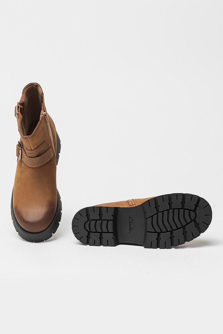 Clarks Кожени боти Ledwick Haley - Pepit.bg