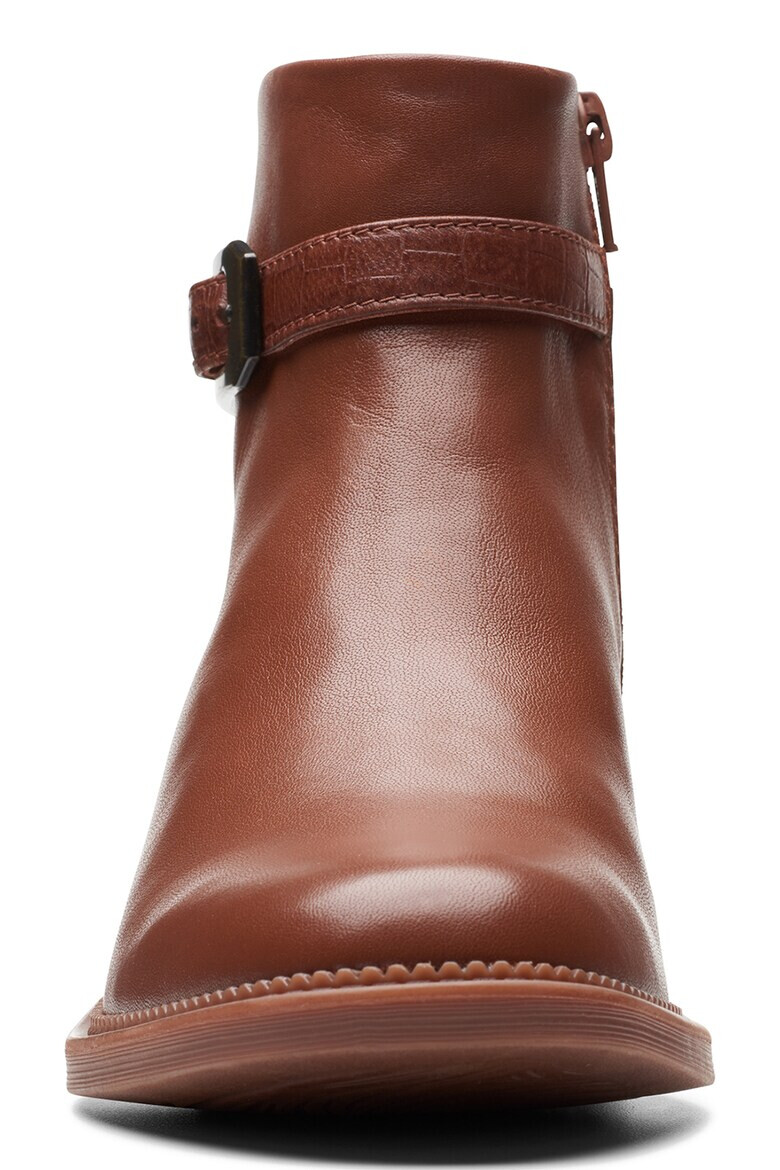 Clarks Кожени боти Maye Grace - Pepit.bg