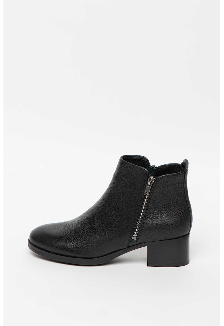Clarks Кожени боти Mila Sky - Pepit.bg