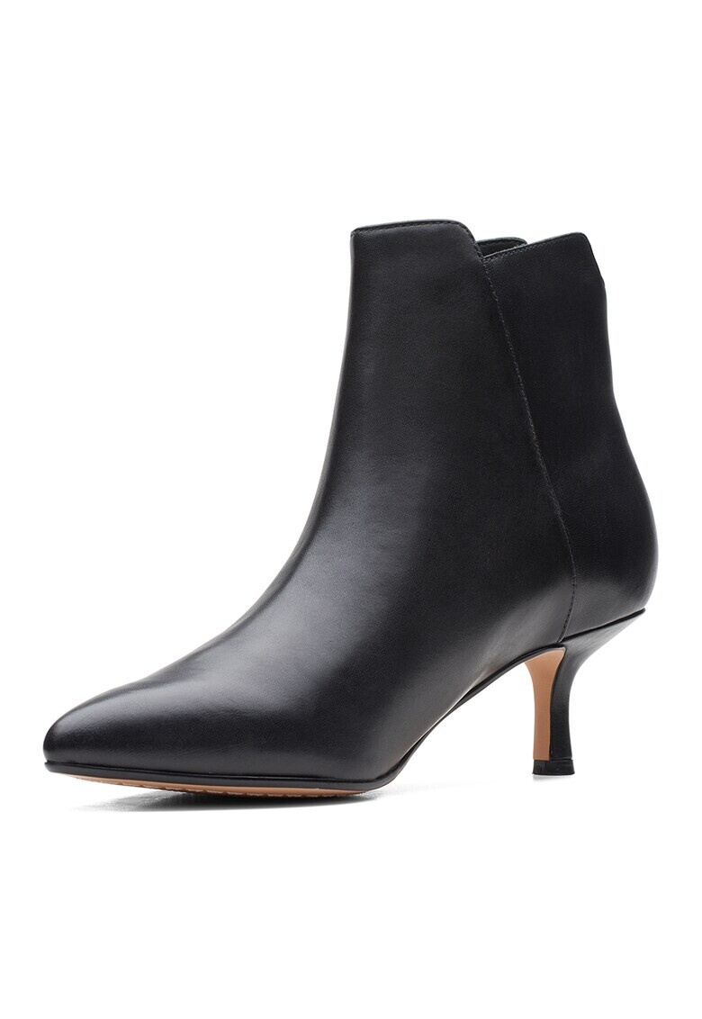 Clarks Кожени боти Violet - Pepit.bg