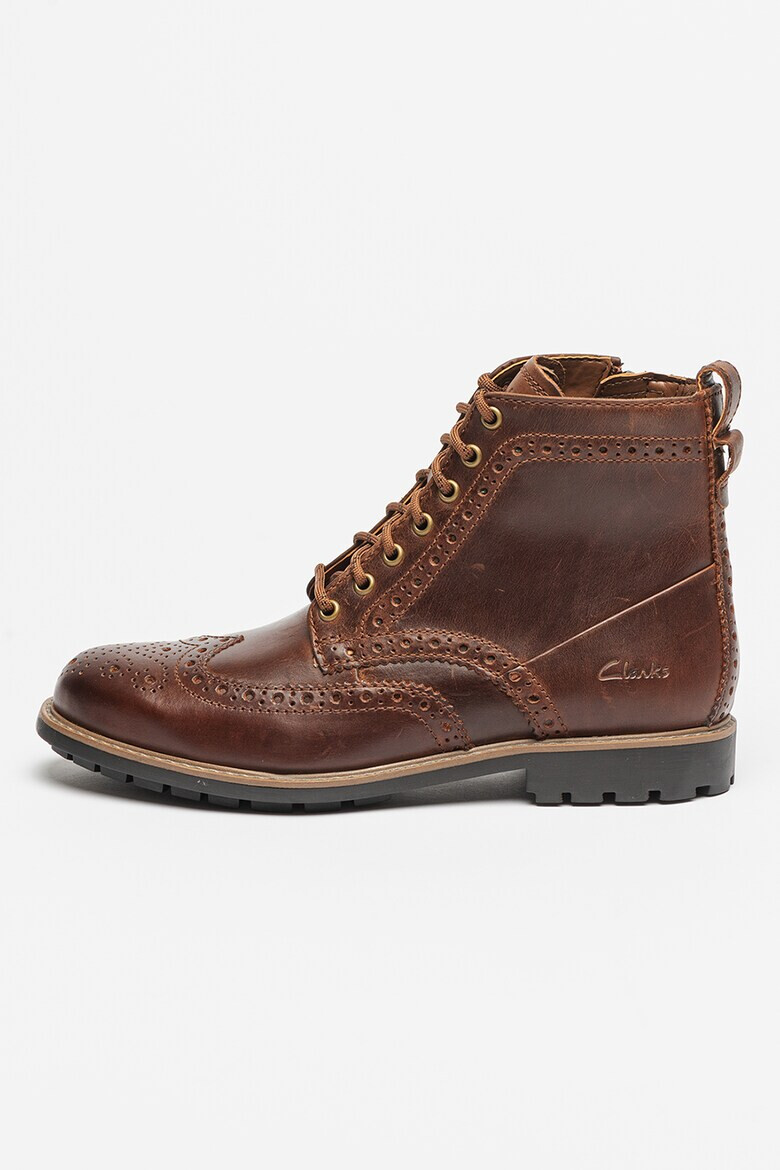 Clarks Кожени боти Westcombe Limit Brogue - Pepit.bg